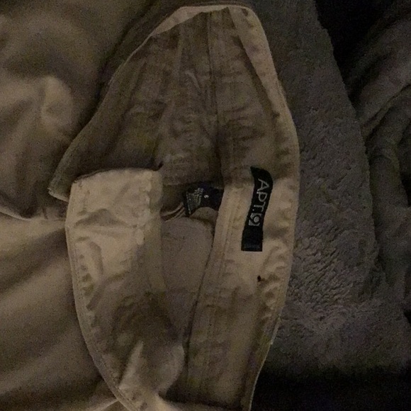 Capris - Picture 2 of 2